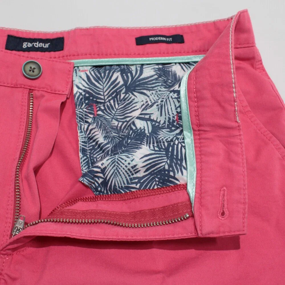 Gardeur NWT Bermuda / Casual Shorts Size 36 US Modern Fit in Pink 100% Cotton
